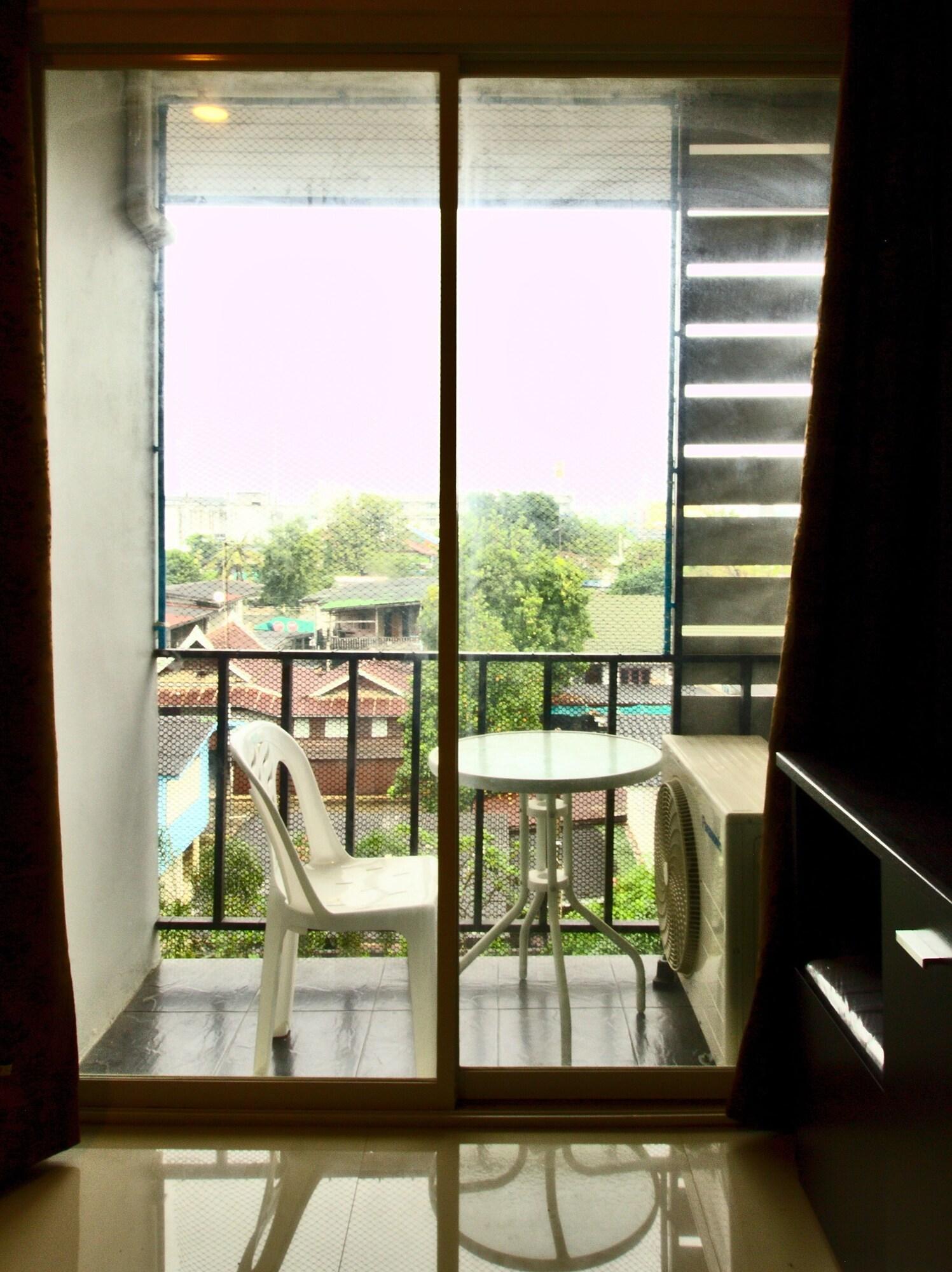 The Avail Hotel Phranakhonszi Ajutthaja Kültér fotó