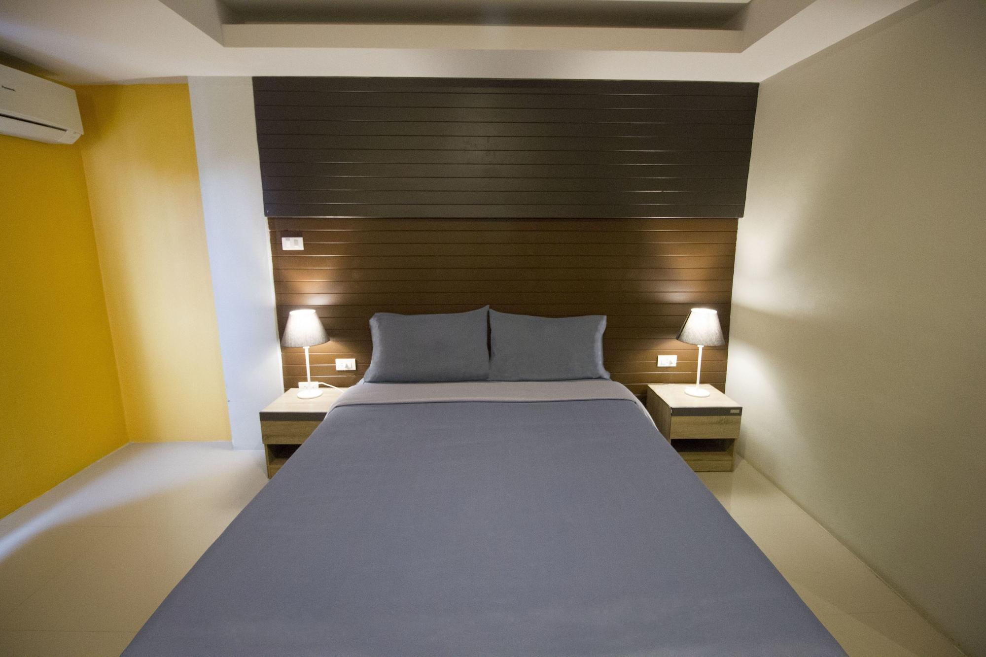 The Avail Hotel Phranakhonszi Ajutthaja Kültér fotó